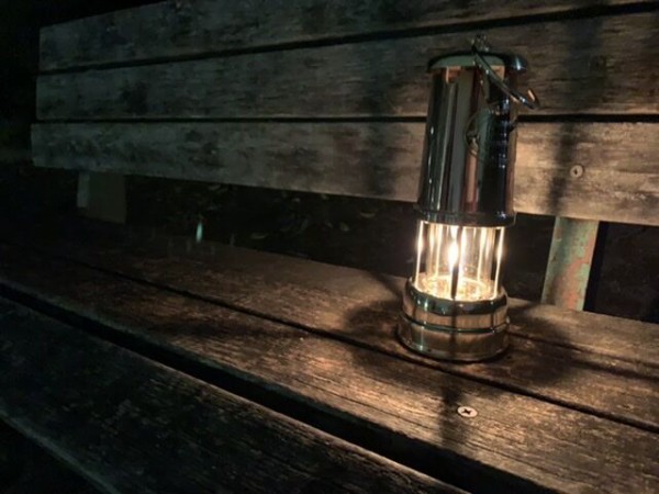 マイナーランプ AEL300-CU レビュー : ♪ハズナンデス♪