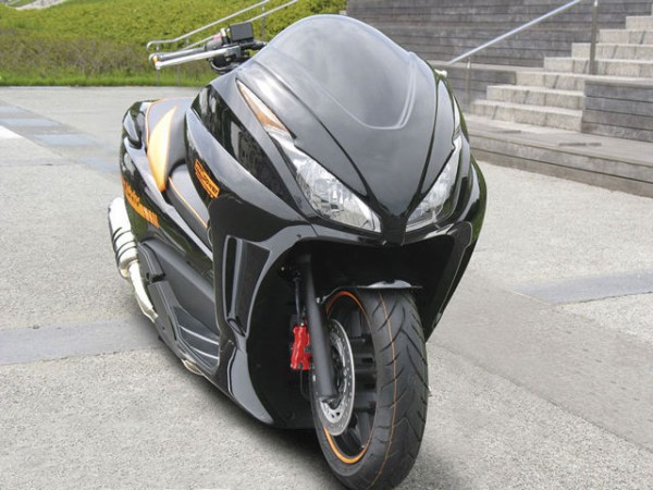 ２５０ｃｃカスタムビックスクーターいろいろ ホンダフォルツァ編 オークションでバイクを買っちゃうぞ ヤフオク格安ビックスクーター 250cc購入のススメ