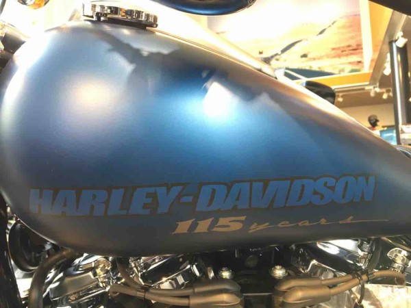 ファットボーイ115th（900台限定）のご案内 : ハーレーダビッドソン