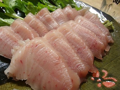 びんちょうまぐろと煮こごりをつまむ 新 日々凡々 歩いて行こう