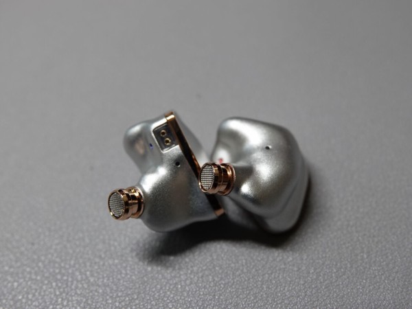 MUSE HiFi ME1のレビュー 高音域のキツさが目立つが、そこさえ気になら