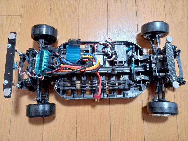 2024/6/8の作業：タミヤ TT-01のフロントモーター化①