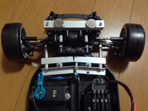 2022/5/29の作業：タミヤ TT-01のハの字スライドラックの製作