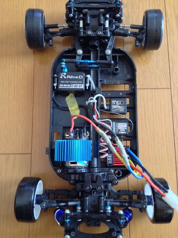 2023/3/5の作業：タミヤ TT-01のレイアウト変更 : お父さんの