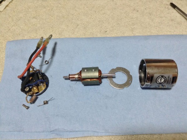 2021/9/26の作業：タミヤ TT-01のモーター交換 : お父さんの作業部屋