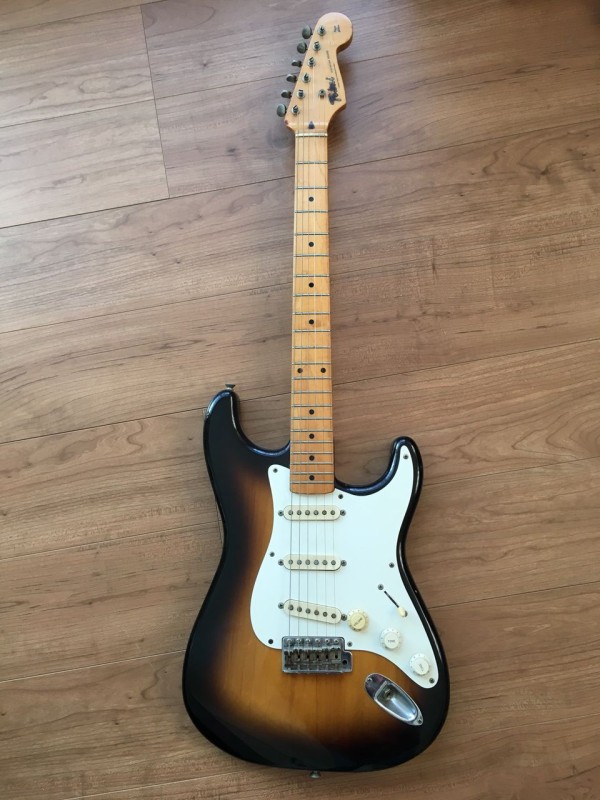 ストラトキャスターの改造に取り掛かったけんね。 : TONES