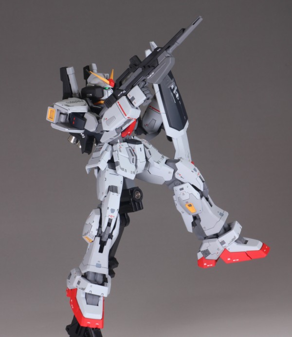 バンダイ RG ガンダムマークIIエゥーゴ仕様 塗装 完成品 ガンプラ 1/144 RG RX-178 ガンダムMk-II エゥーゴ仕様（機動戦士Z