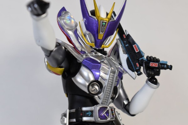 S.H.Figuarts 仮面ライダー電王 ソードフォーム/ガンフォーム S.H.Figuarts 仮面ライダー電王 ソードフォーム/ガンフォーム