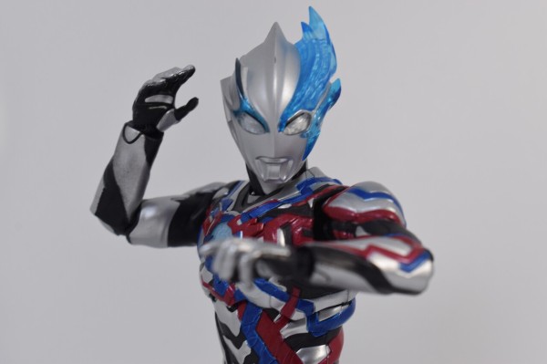 S.H.Figuarts ウルトラマンブレーザー レビュー : HERO大好きの提督・P