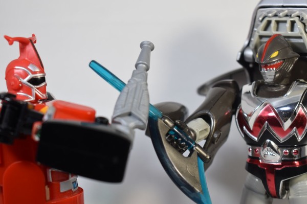 値引き中　スーパーチェンジシリーズ　シャークラー スーパーチェンジシリーズ9 シャークラー レビュー : HERO大好き