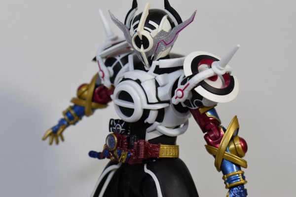 SHFiguarts 仮面ライダーエボル ブラックホールフォーム（フェーズ4） レビュー】 S.H.Figuarts 仮面ライダーエボル ブラックホール