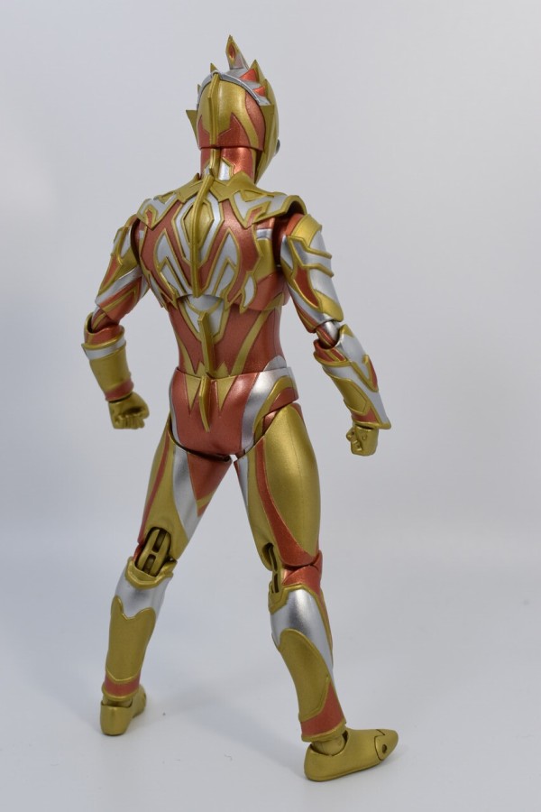 SHFiguarts グリッタートリガーエタニティ Amazon.co.jp: バンダイ(BANDAI) S.H.F グリッタートリガー