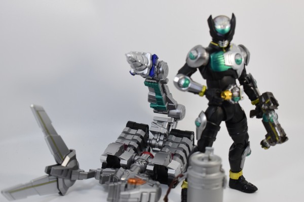 S.H.Figuarts CLAWs・サソリ（真骨彫製法） レビュー : HERO