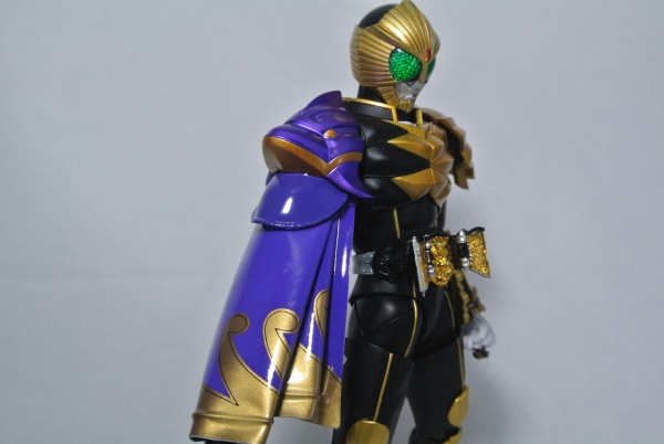 S.H.Figuarts 仮面ライダービースト マントセット（真骨彫製法