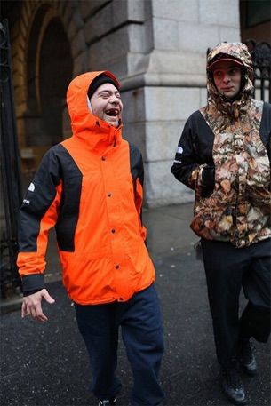 コラボ】遂にキタ！！Supreme®/The North Face® 2016AWは枯葉柄！ 11月 