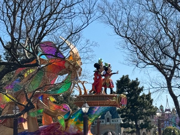 ディズニーランド◇ハッピーエントリー＆パスで混雑日でもたくさん乗れ