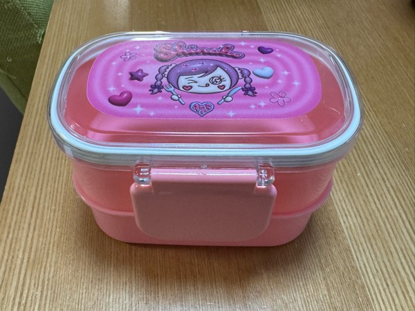 娘が1番喜んだのは…☆新しいしなこちゃんグッズが届いて… : 日々の