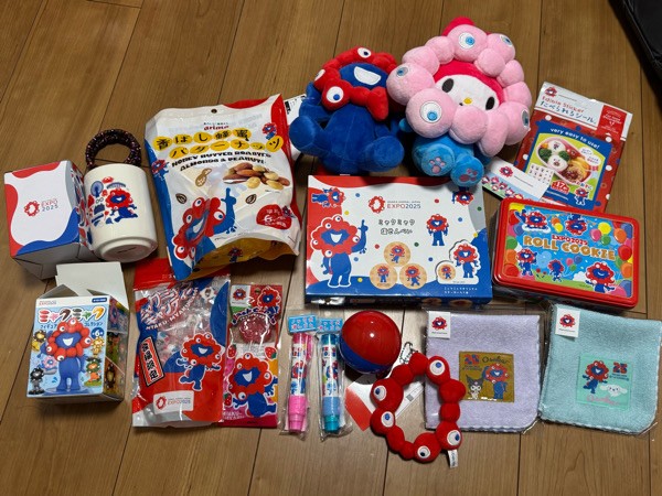 リピーター様みく様御まとめ御購入品 2025新款 大阪万博限定 のびミャクミャク 4点セット コンプリート