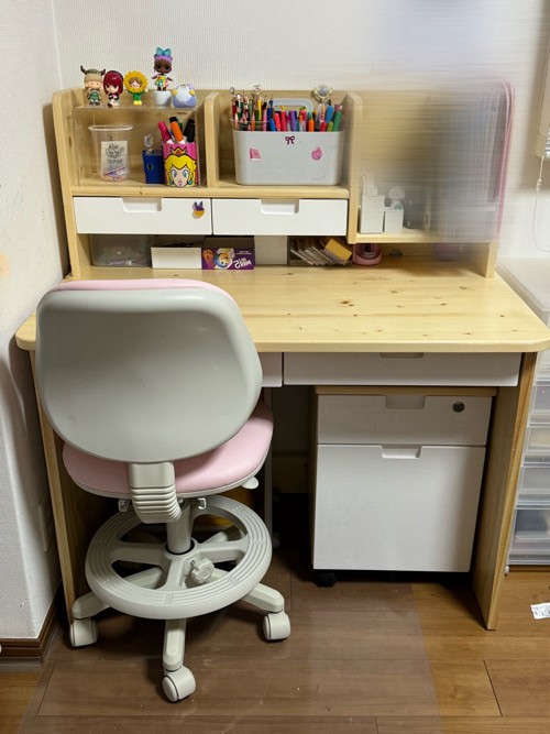 娘、机の上の整頓が続いてる！◇学習机を購入… : 日々のくらし手帖