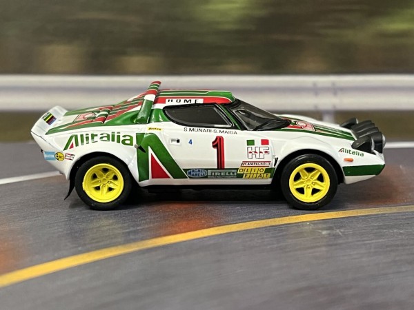 MINI GT #MGT00422-L 1/64 ランチア ストラトス HF モンテカルロラリー