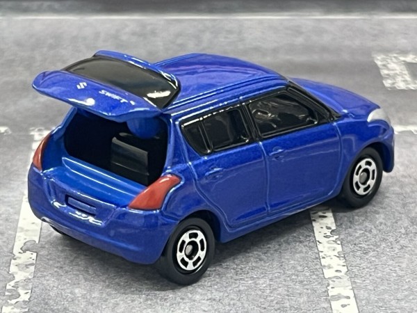 トミカ 標識セット 第15弾 ④スズキ スイフト(ブルー)・・・第800回