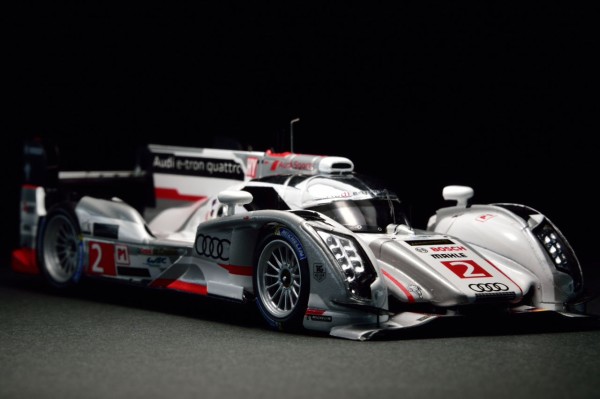 SPARK 1/43 Audi R18 e-tron quattro Winner LM 2013 : POKER