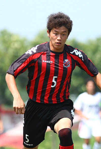 サッカー ｊリーグ 札幌の18歳df 奈良竜樹 J1デビュー戦で前田遼一封じた 道民ちゃんねる