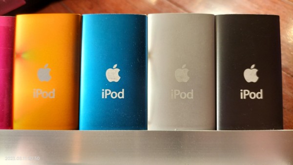 外観美品 バッテリー良好 Apple 美味く iPod touch 32GB
