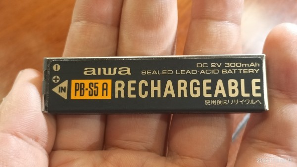 年代調査中/aiwa/PB-S5A/ガム型充電池/ポータブルオーディオプレーヤー
