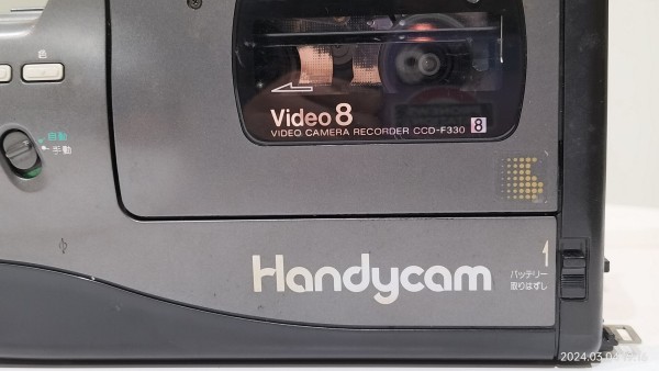 ゆ*と様 SONY CCD＋V8カメラ 商品のあゆみ−ビデオカメラ