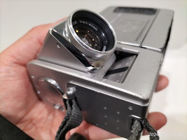 1999/平成11/SHARP/VL-FD1/DV/シャープ/液晶ビューカム/ : Extinct