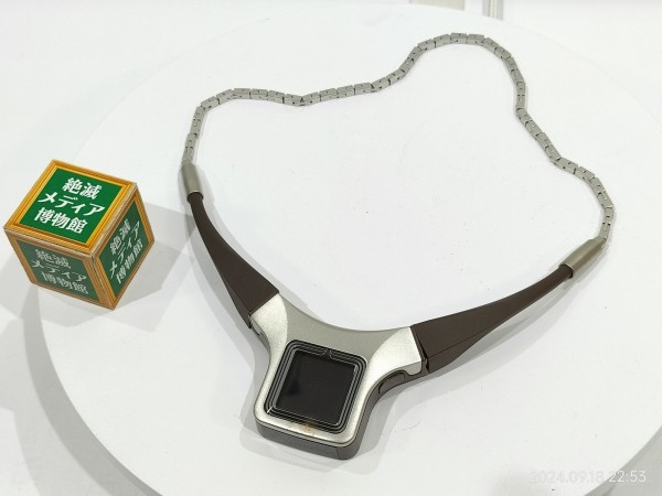 2003/NOKIA/Nokia Imagewear/Nokia Medallion I/96*96ドット/小型