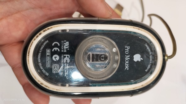 Apple Pro Mouse 2000年モデル　8個セット Apple Pro Mouse 2000年モデル 8個セット Apple Pro Mouse 2000年モデル 8