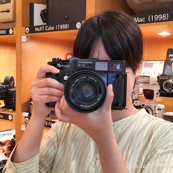 レポート】1985年の6☓9中判フィルムカメラ「FUJI GW690Ⅱ」で撮った写真を公開します！ : Extinct Media Museum |  絶滅メディア博物館