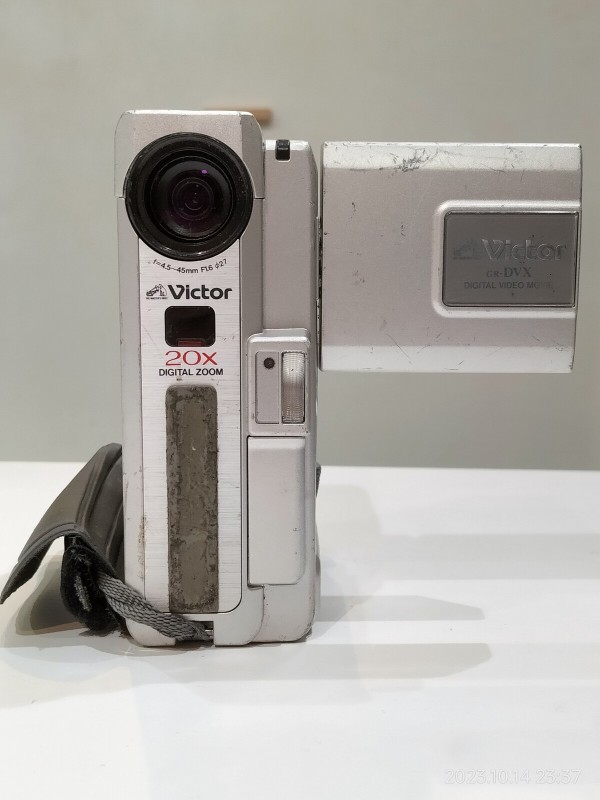 1997/平成9/Victor/GR-DVX/電源連動レンズカバー/オート 1997/平成9/Victor/GR-DVX/電源連動レンズカバー/オート