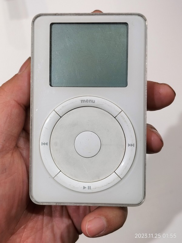 Apple iPod classic 第2世代　10GB Apple iPod Classic 3rd Generation | 40GB | White | A1040