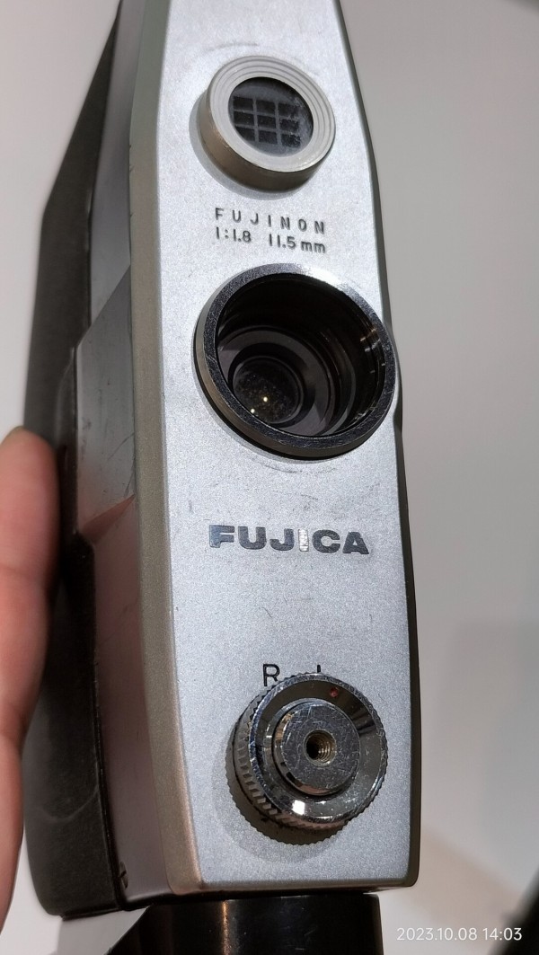 1965/昭和40/FUJICA/Single8/P1/シングル8の一号機/カセットポン/私に