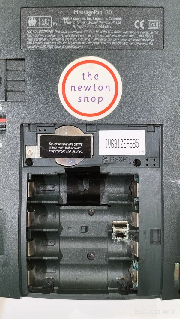 1996/平成8/Apple/Newton/MessagePad 130/PDA/NewtonOS2.0/単3電池4本