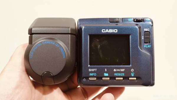 2001/平成13/CASIO/QV-2900UX/211万画素/光学8倍/CF Type2 microdrive
