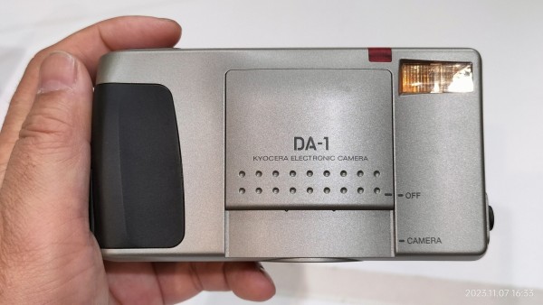 1996/平成8/KYOCERA/DA-1/27万画素/電子スチルビデオカメラ/電子