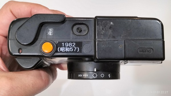 1982/昭和57/CHINON/35F EASY LOADING/チノン/コンパクトカメラ/35mm単
