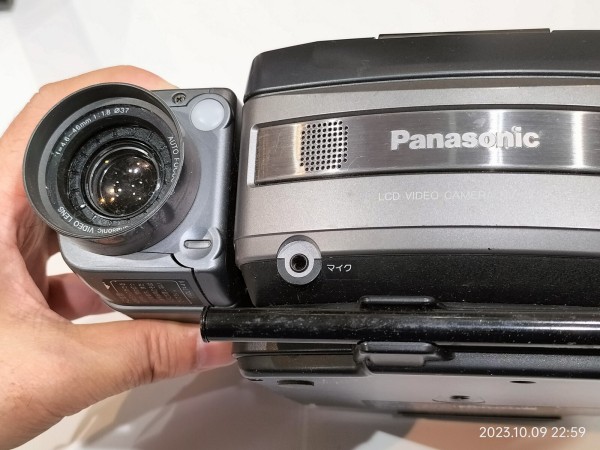 1994/平成6/Panaosninc/NV-LC1/S-VHS-C/TVチューナパック付き 1994/平成6/Panaosninc/NV-LC1/S-VHS-C/TVチューナパック付き