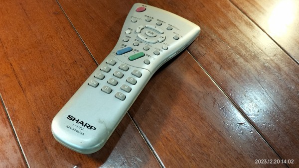 2001/平成13/SHARP/AQUOS/AQUOS TV リモコン/液晶テレビ/喜多俊之