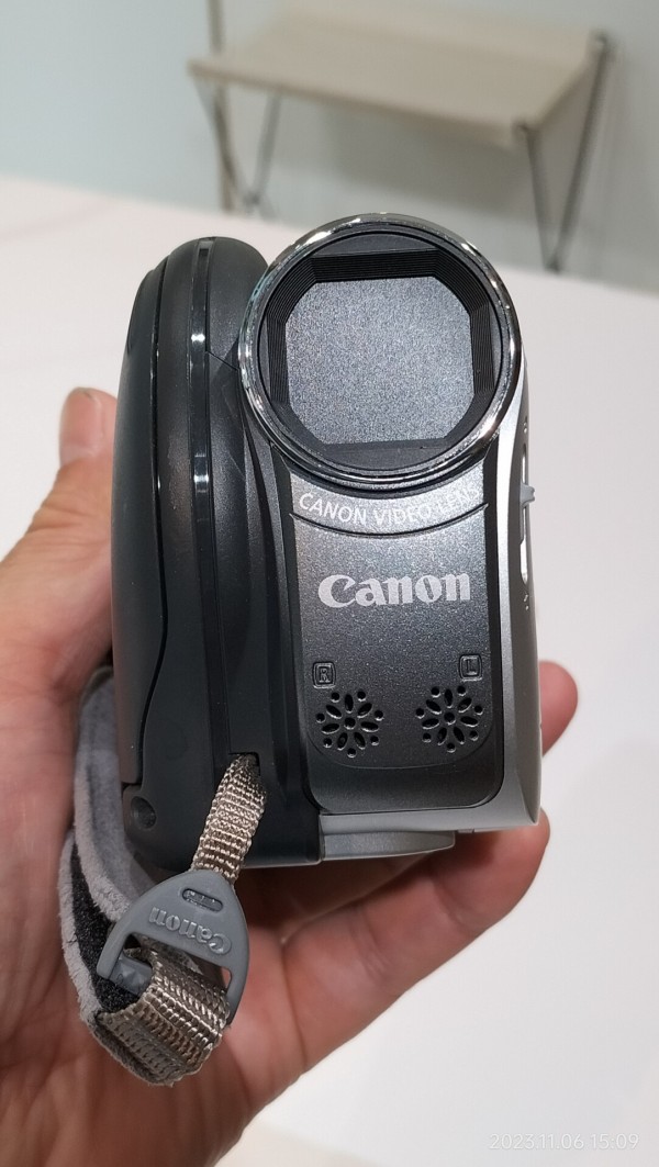 2008/平成20/Canon/iVIS DC300/8cm DVD/SDカード/ビデオカメラ
