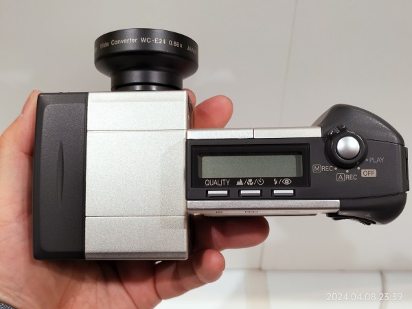 名機 動作品 Y2K 平成レトロ 自撮り Nikon COOLPIX E995 名機 動作品 Y2K 平成レトロ 自撮り Nikon COOLPIX E995