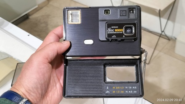 1985/昭和60/KODAK/KODAK DISC 6000/ディスクフィルムカメラ