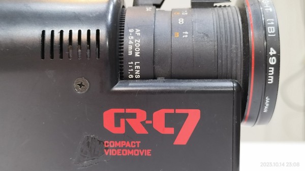 1986/昭和61/Victor/GR-C7/VIDEO MOVIE/VHS-C/当時世界最小最軽量ビデオカメラ/ : Extinct Media  Museum：絶滅メディア博物館