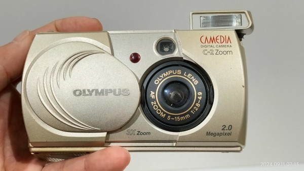 2002/平成14/OLYMPUS/CAMEDIA C-2 ZOOM/200万画素/3倍ズーム/スマート