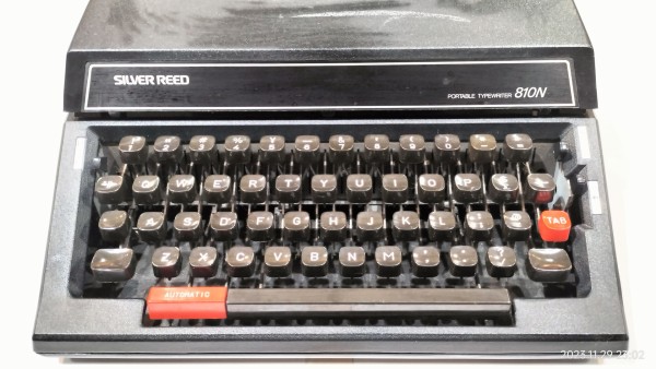 1970?/昭和45/シルバー精工/SILVER REED 810N/タイプライター