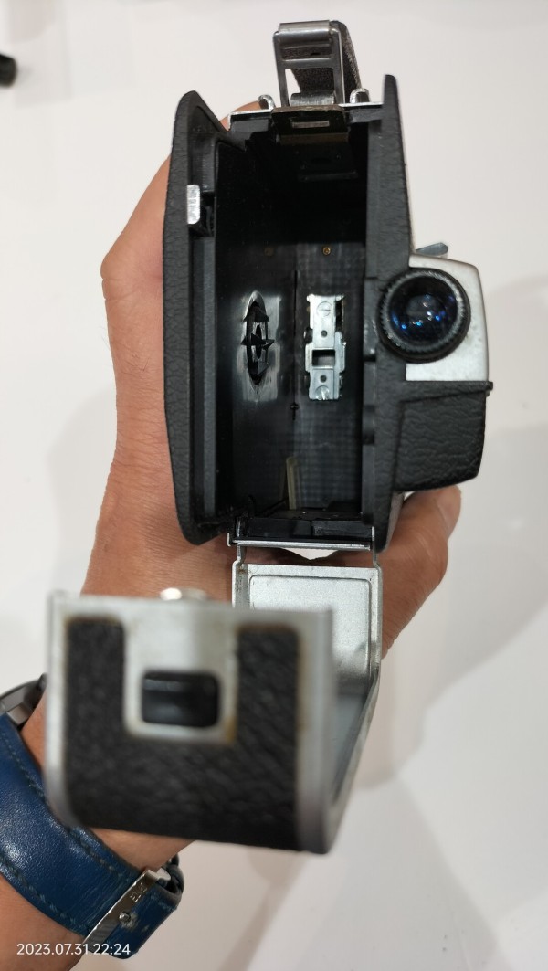 【8ミリカメラ】ELMO エルモ SUPER 103T 8ミリカメラ】ELMO エルモ SUPER 103T - メルカリ